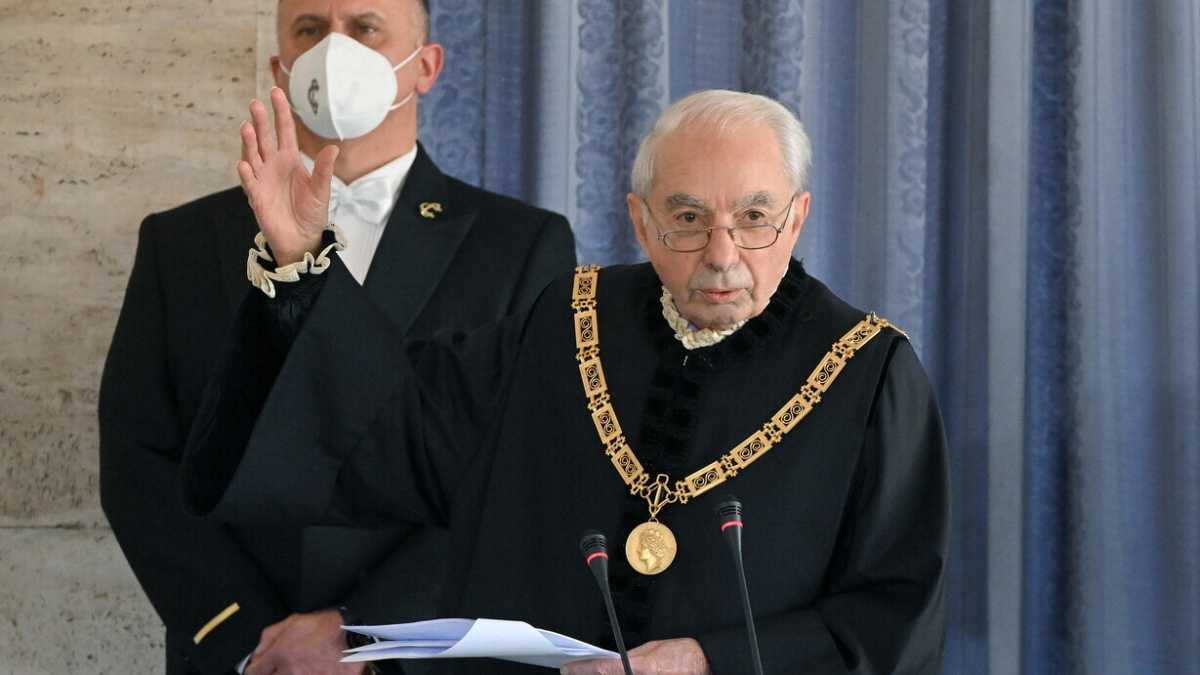 Immagine di Ergastolo ostativo, la Consulta concede al Parlamento altri sei mesi per una legge