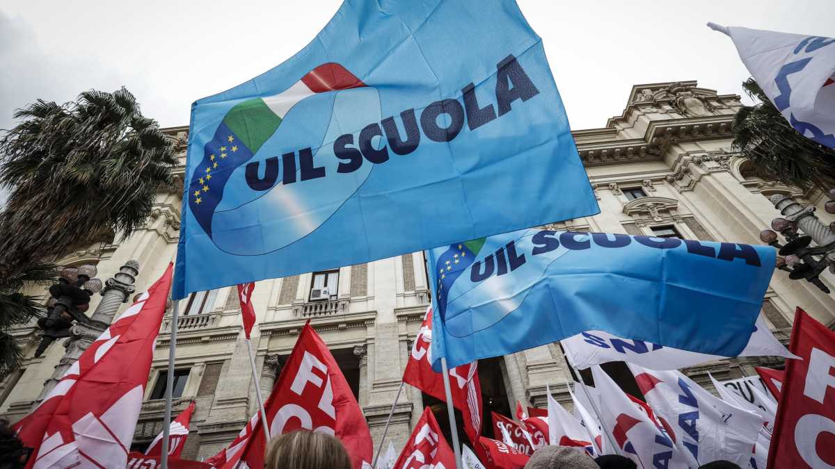Immagine di I sindacati della scuola sbagliano ancora