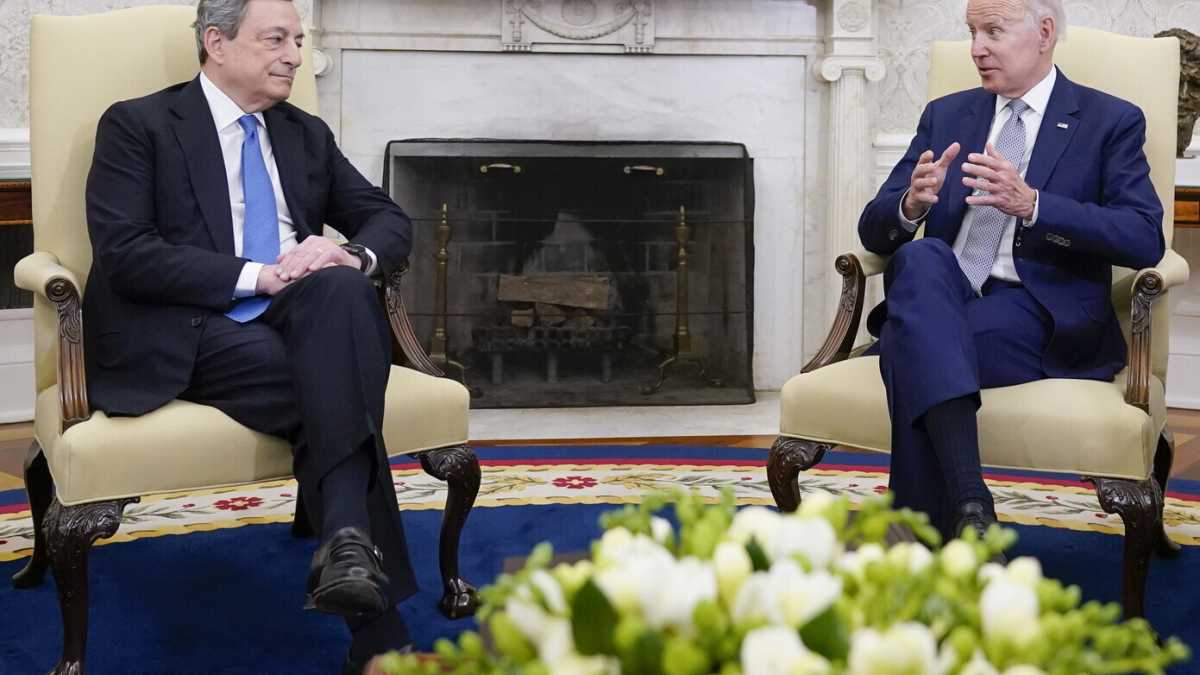 Immagine di Per Biden, Draghi è "l'uomo che ha unito l'Europa e la Nato". Torna l'atlantismo