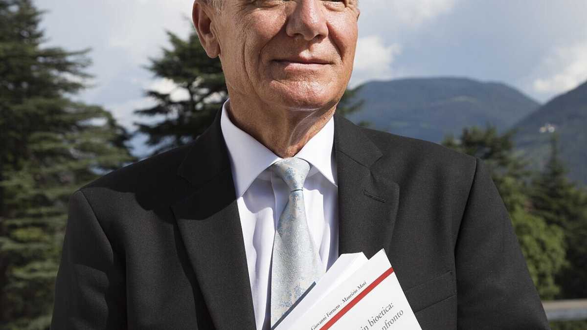 Immagine di L'eterogenesi dei fini spiegata con una réclame dell'Alto Adige