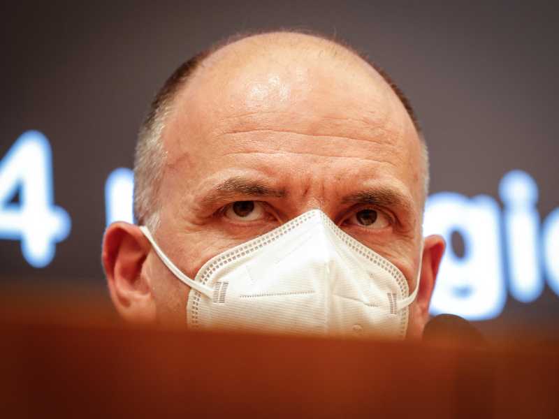 Tutti i tormenti di Enrico Letta alle prese con le bizze di Conte