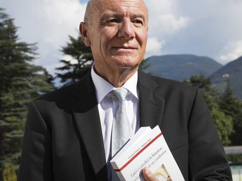  La foto di Giovanni Fornero usata nella campagna altoatesina è di C. Albarella (qui via Wikipedia)<br />
