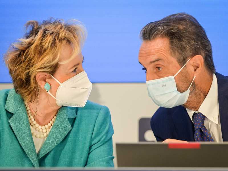 Letizia Moratti e Attilio Fontana (LaPresse)&nbsp;