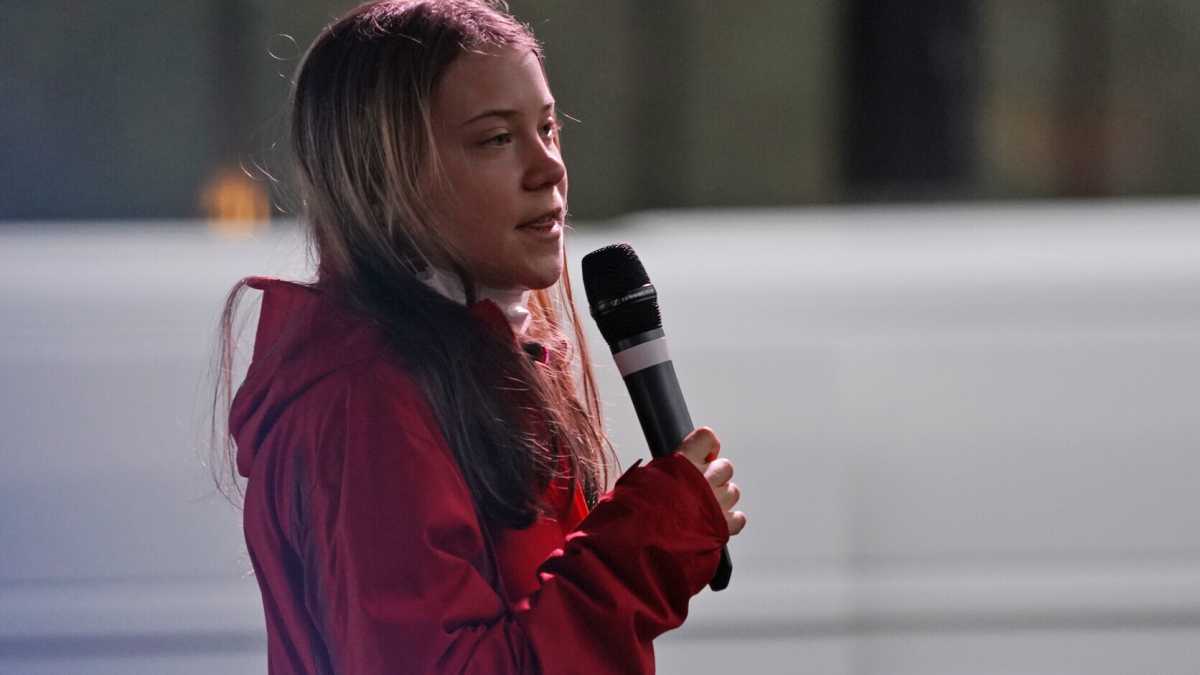 Immagine di Greta parte in viaggio. Brava!