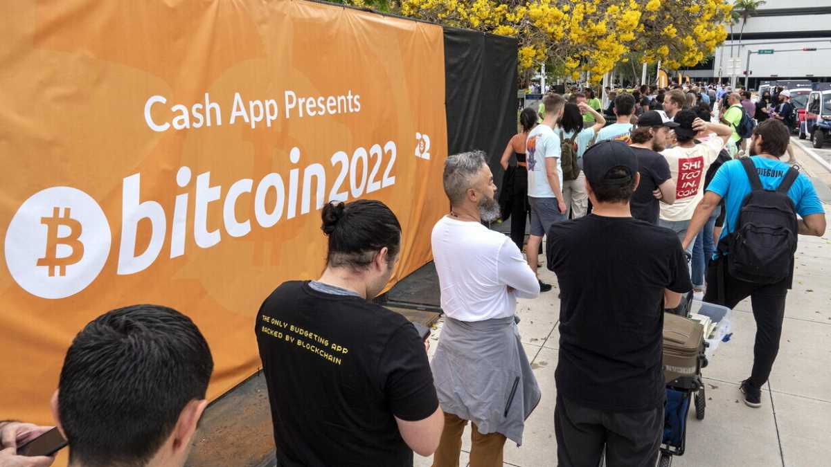 Immagine di Anche le criptovalute più “stabili” perdono valore. Il vuoto dietro la blockchain