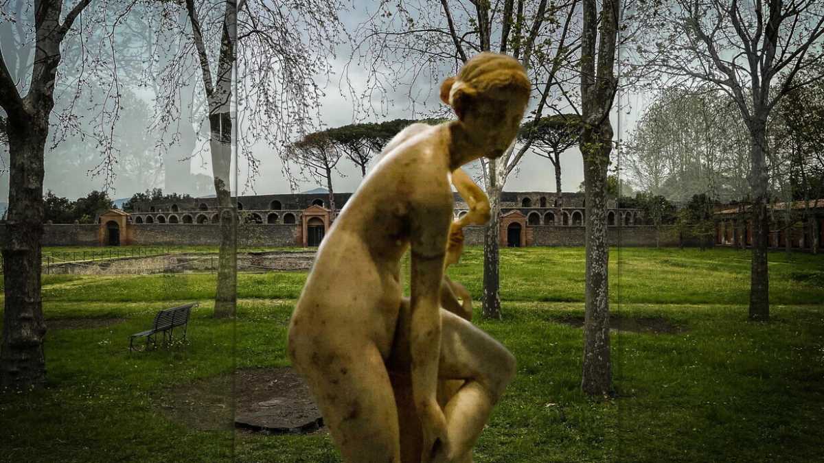 Immagine di L’avventura di vivere, oggi come duemila anni fa, e la coltre rovente su Pompei