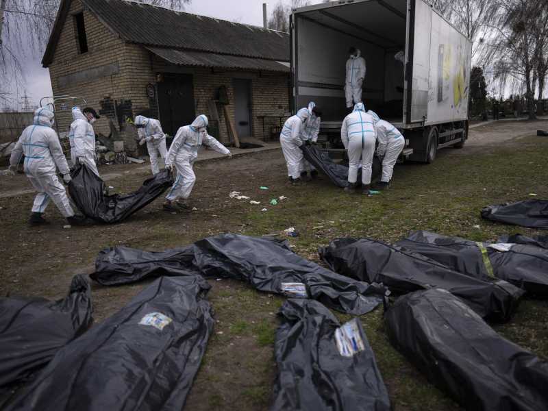 Dal Vietnam alla strage di Bucha: i colori del sangue