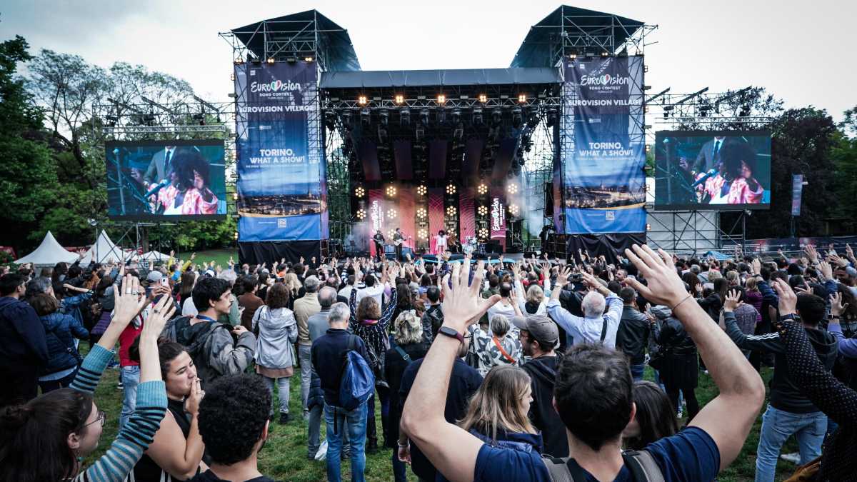 Immagine di Come rinasce Torino nell’animatissimo “Fuori Eurovision” al Valentino