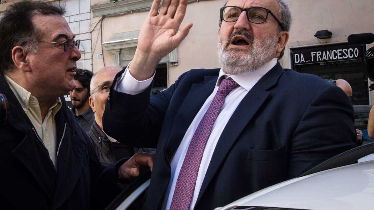Immagine di In provincia di Bari, Michele Emiliano corre con Fratelli d’Italia e Forza Italia