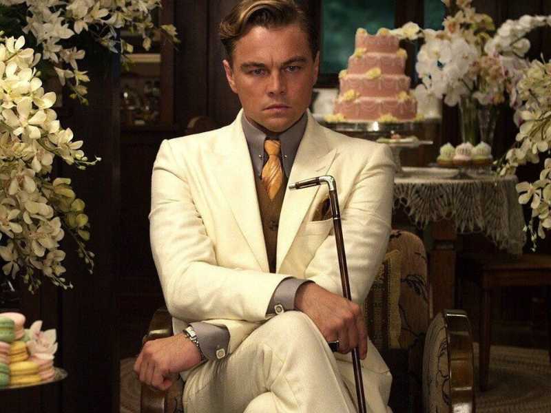 Leonardo DiCaprio in una scena di Il grande Gatsby (The Great Gatsby), film del 2013 diretto da Baz Luhrmann <br />