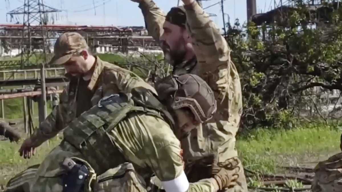 Immagine di Per Putin i prigionieri di Mariupol sono terroristi. Aveva fatto un accordo di scambio con Kyiv