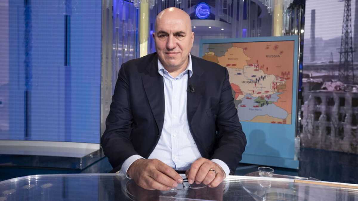 Immagine di "La parole di Berlusconi sull'Ucraina? Pensa ai sondaggi. FdI sempre coerente". Parla Crosetto