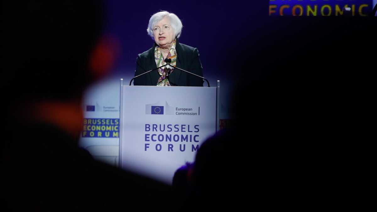 Immagine di Dazi sul petrolio: la proposta Usa all'Ue per superare lo stallo sull'embargo
