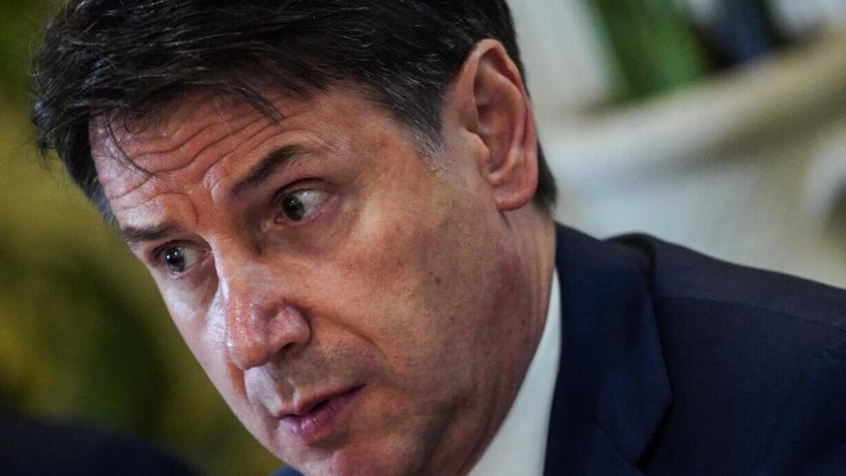 Immagine di Conte: "Ora c'è una nuova maggioranza, da FdI a Iv"