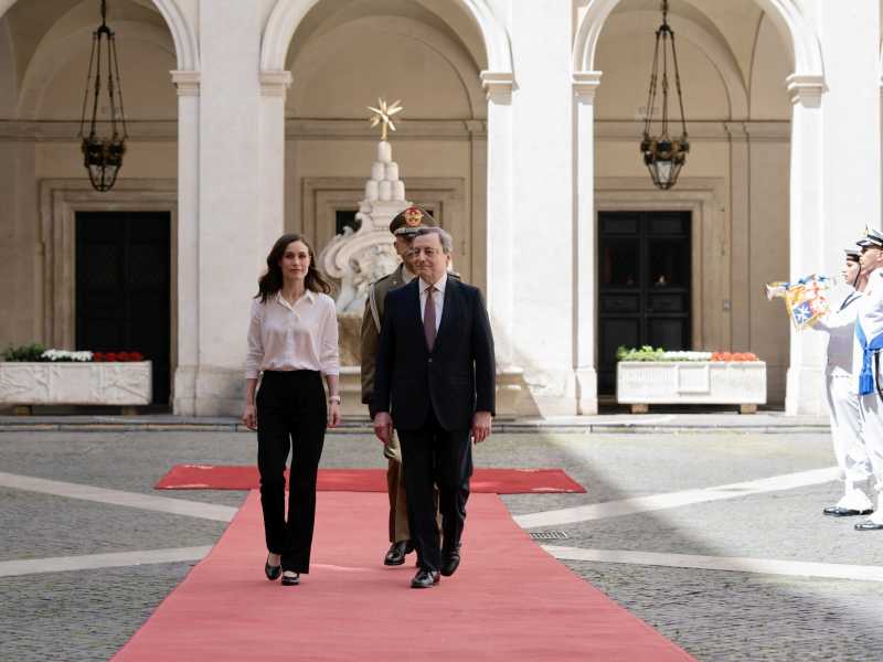 La lezione finlandese di Sanna Marin: "Con l'Italia nella Nato". Putin? "Attenti, è inarrestabile"
