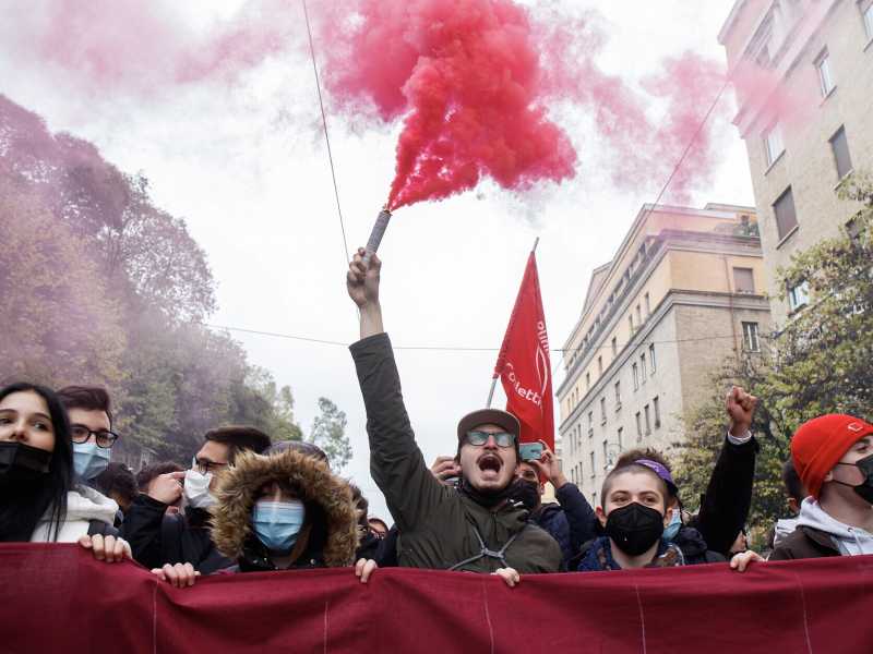 Le adesioni flop agli scioperi mostrano un carattere sottovalutato dell’Italia: la disciplina