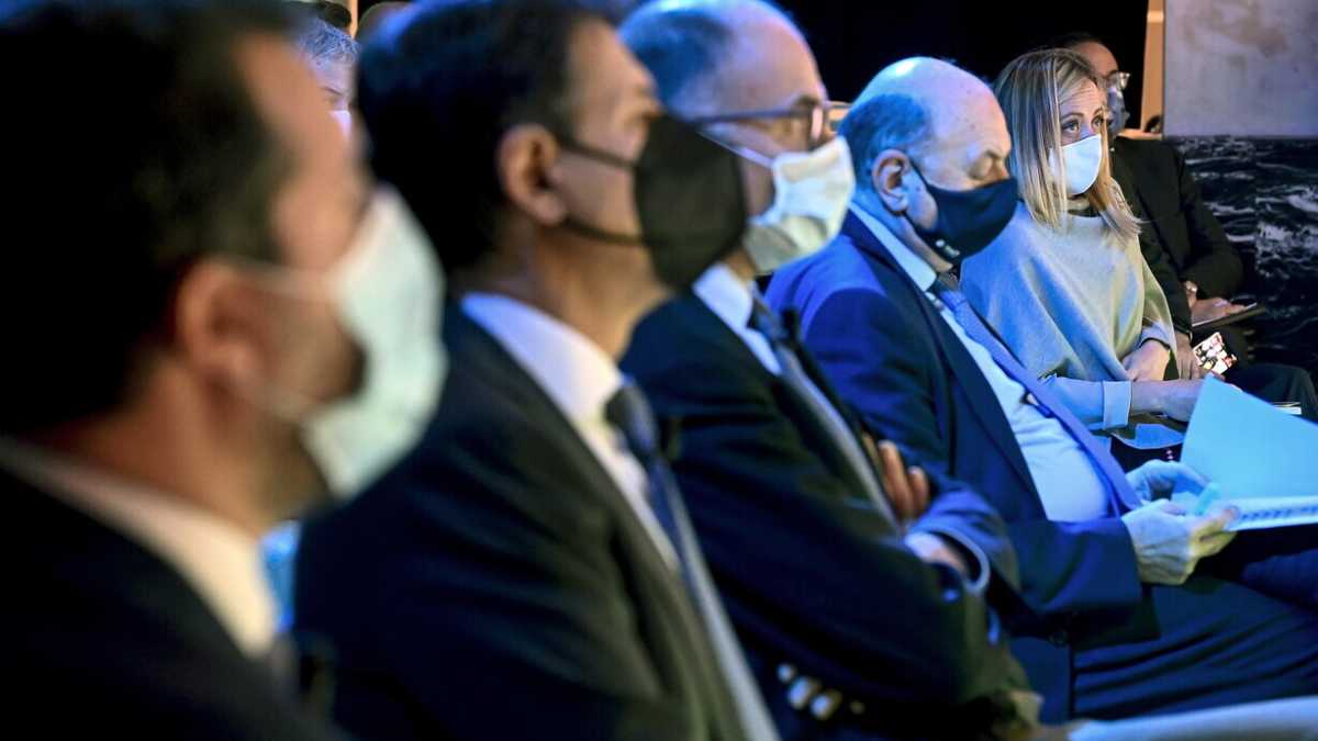 Immagine di Meloni-Letta contro Salvini-Conte. Dove porta il gran gioco delle danze