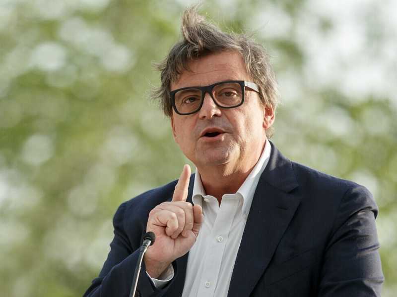 "Gelmini in Azione? Sarebbe bello, ma non succederà". Parla Calenda