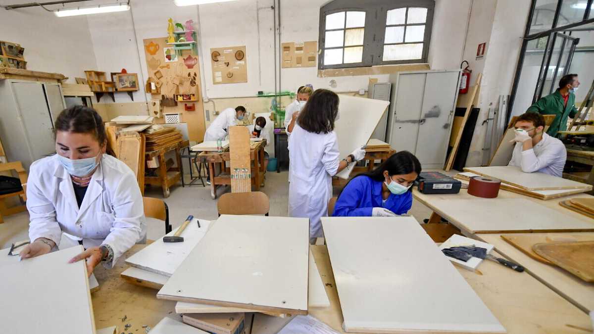 Immagine di Colmare il gap nel lavoro. Dati e idee