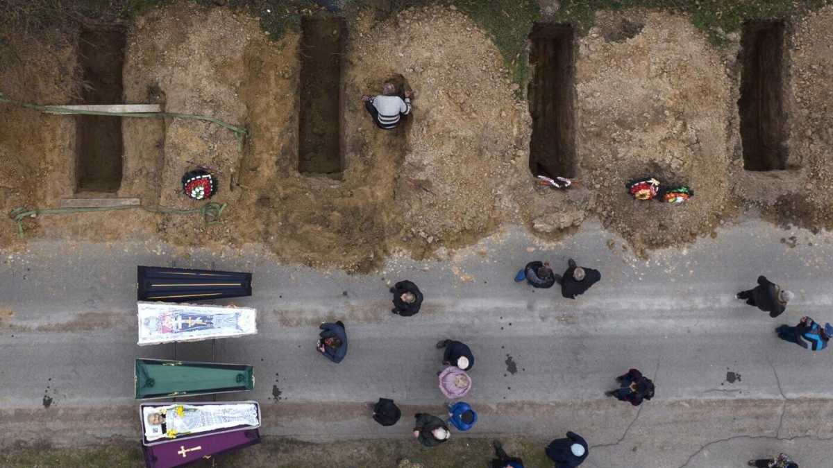 Immagine di I filmati del Nyt su Bucha mostrano ai dubbiosi i crimini commessi da Putin