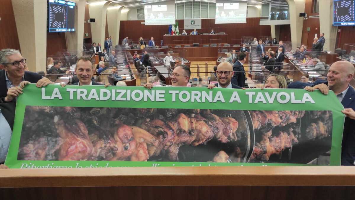 Immagine di La tradizione millenaria dello spiedo bresciano è salva. Una battaglia culturale vinta