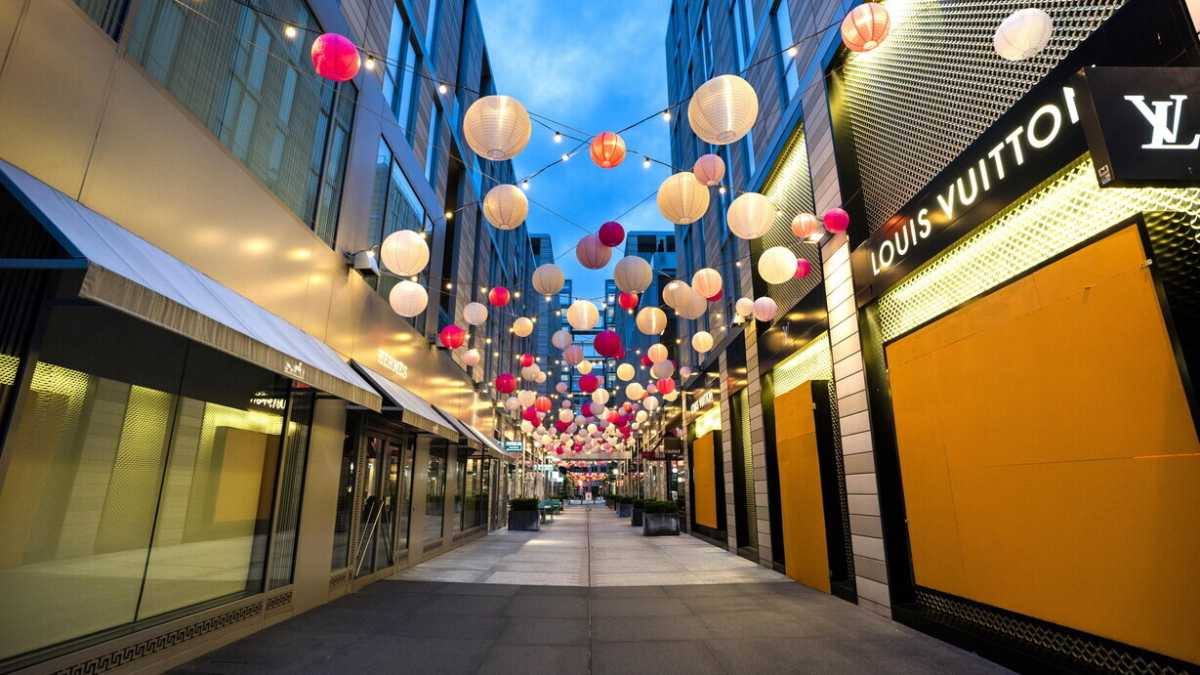 Immagine di Le famiglie dell'alta moda: il dilemma dell'eredità