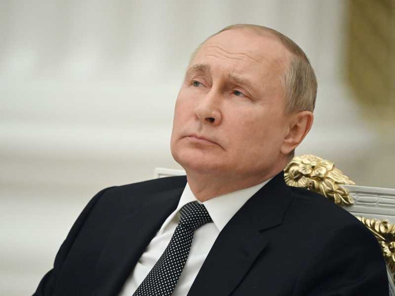 La Russia pagherà caro le sanzioni sul petrolio, ma non subito