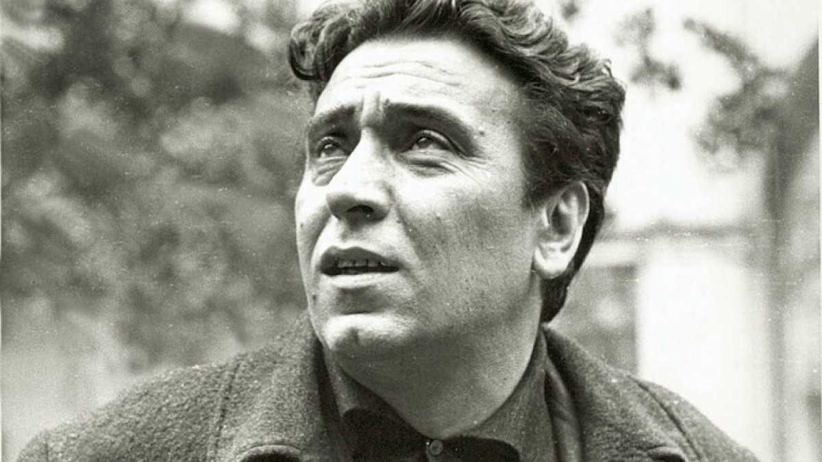 Immagine di Solo gli sprovveduti leggono ancora