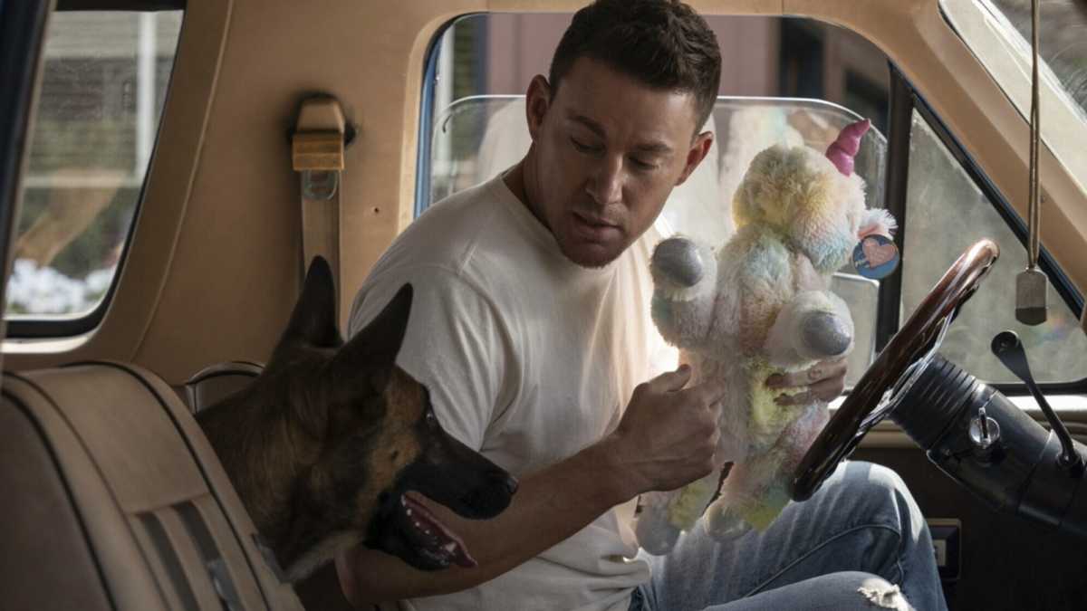 Immagine di "Dog" di Channing Tatum vive dello spirito del primo "Rambo"