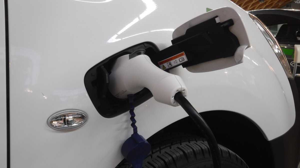 Immagine di L’elettrico comincia a funzionare davvero e attira in città aziende d’eccellenza