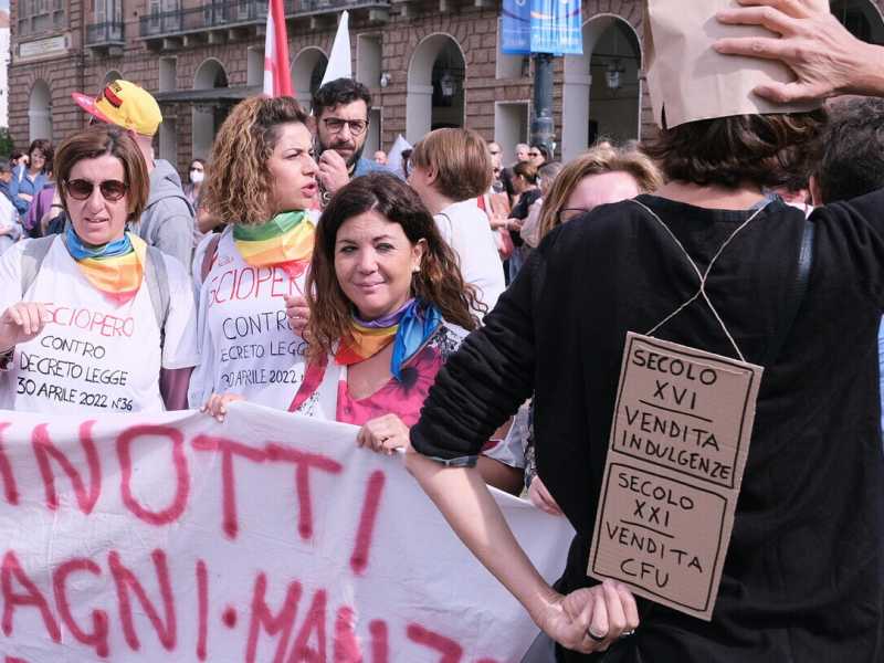 Lo sciopero degli insegnanti a Torino il 30 maggio (Ansa)&nbsp;