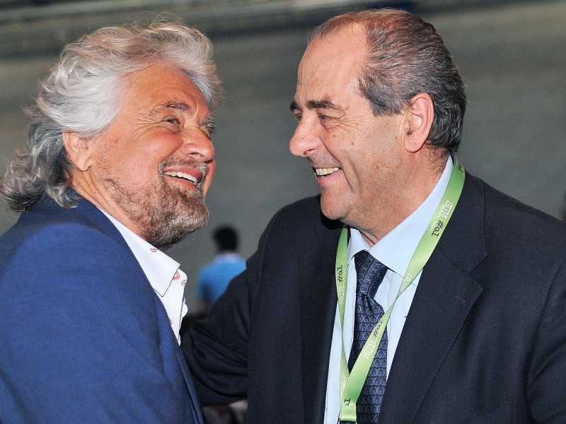 Beppe Grillo e Antonio Di Pietro (Ansa)