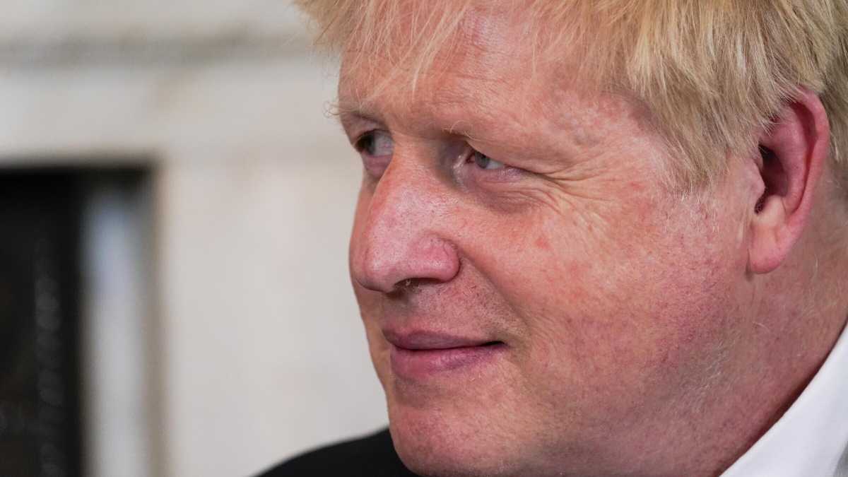 Immagine di Johnson si salva dalla sfiducia ma la tregua con i suoi è fragile