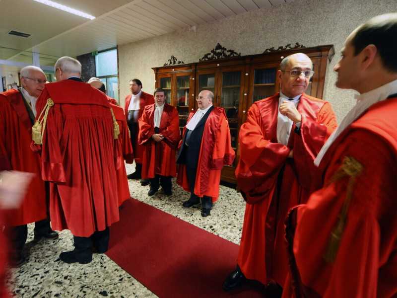 Il giudice Cioffi e il pm Itri: “Colleghi, votiamo sì al referendum”