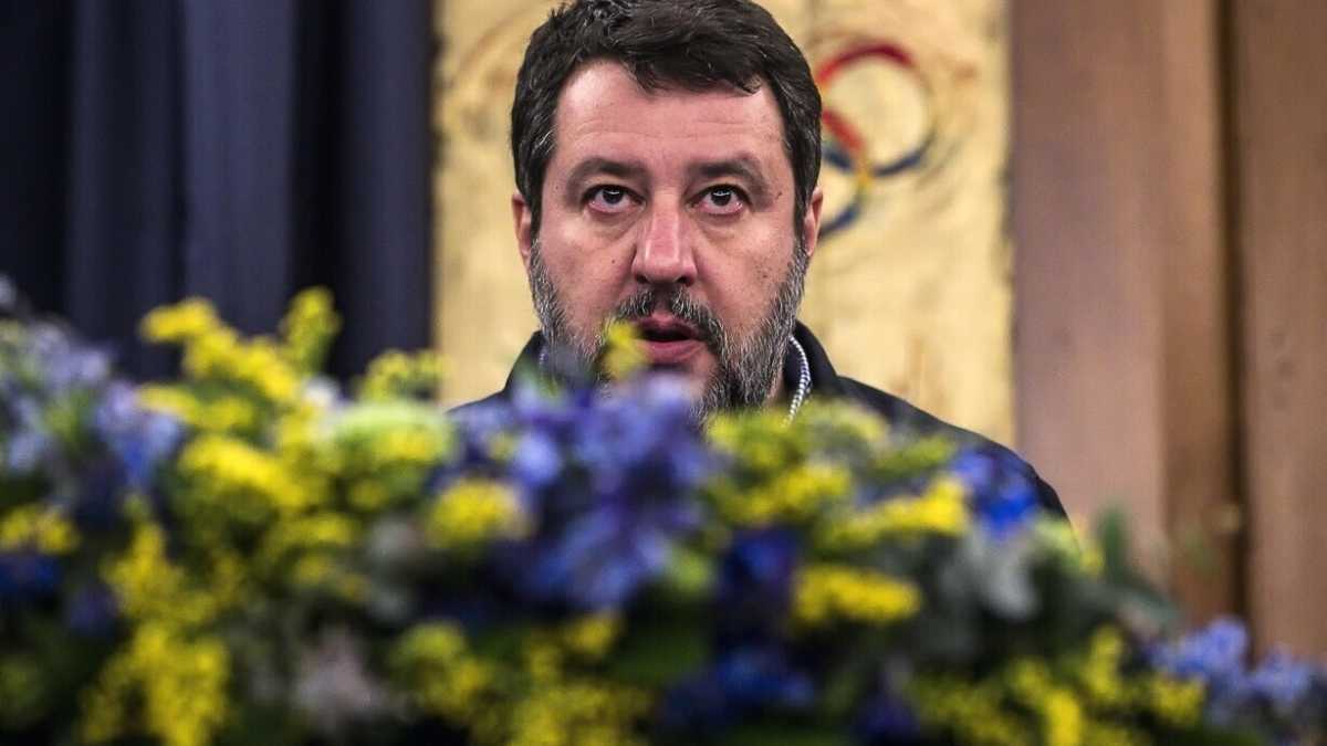 Immagine di Un buon motivo per non dire "Salvini merda" (ma "merdina" sì)