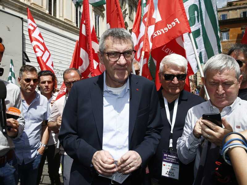 Salario minimo, orario di lavoro. Ecco l'agenda della Cgil per il campo largo a sinistra