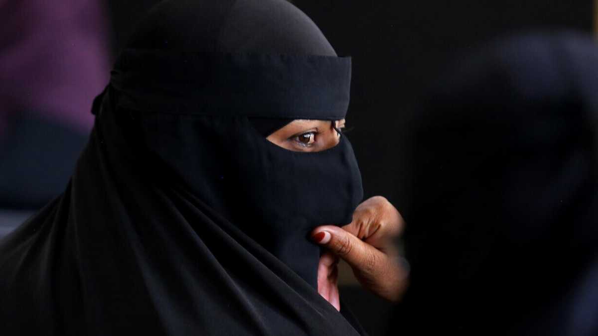 Immagine di “Nelle scuole francesi epidemia di abiti islamici”. L'inchiesta dell’Opinion