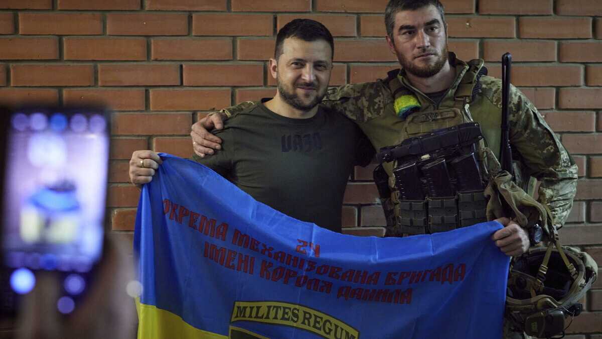 Immagine di Zelensky chiede nuove armi all'Italia (e all'Europa). Tra Roma e Kyiv ballano 400 milioni