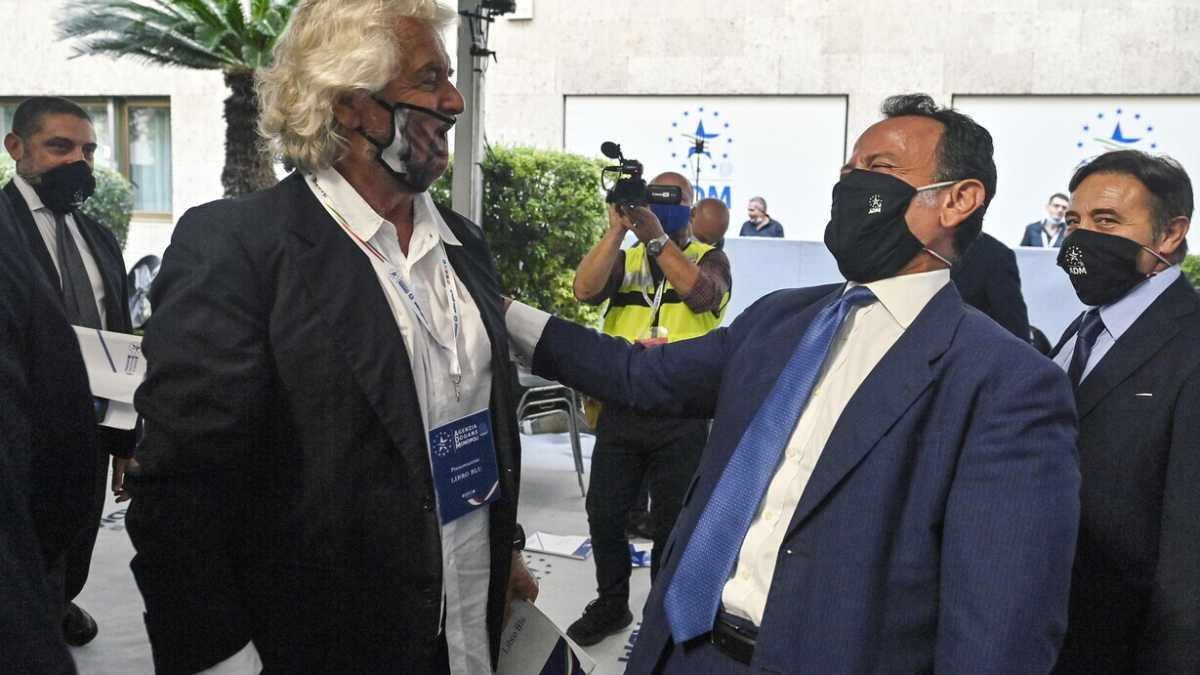 Immagine di Inchieste e assunzioni degli amici: così Grillo è diventato il garante debole del M5s
