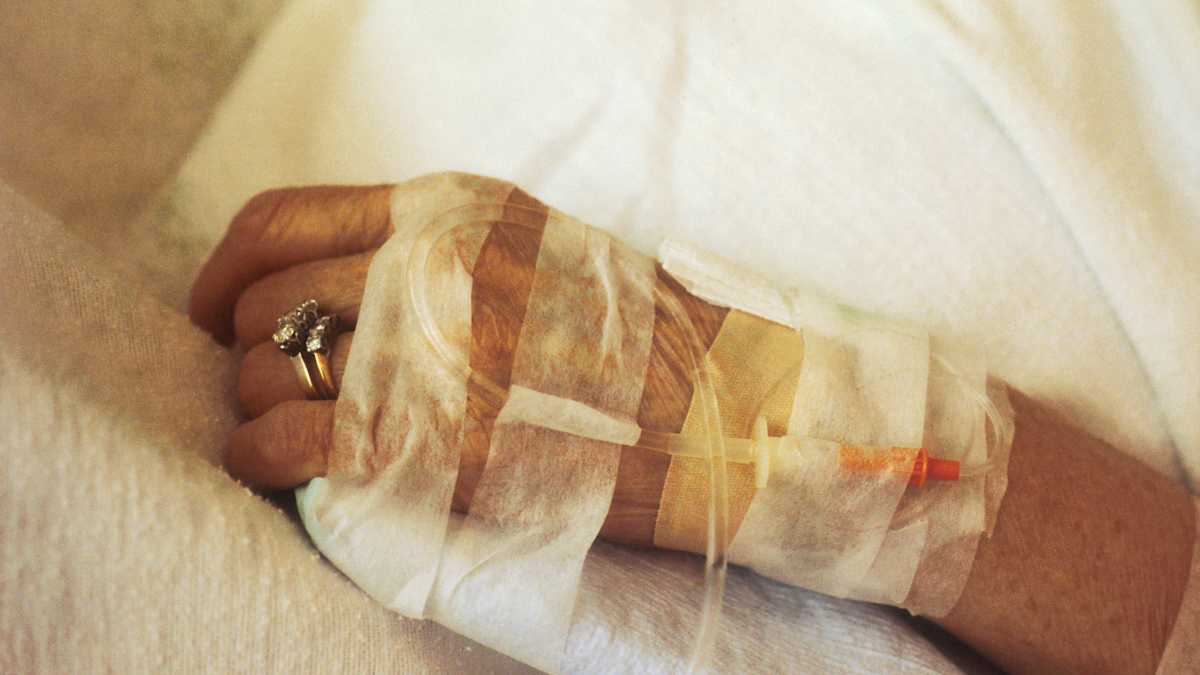 Immagine di La malattia di una madre nel corpo e sul cuore di suo figlio. L’unica poesia