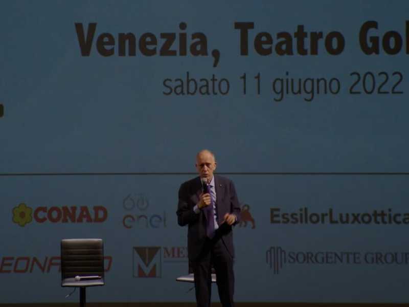 Vito Pertosa ci racconta la storia di Angel Company, dalla Puglia al mondo
