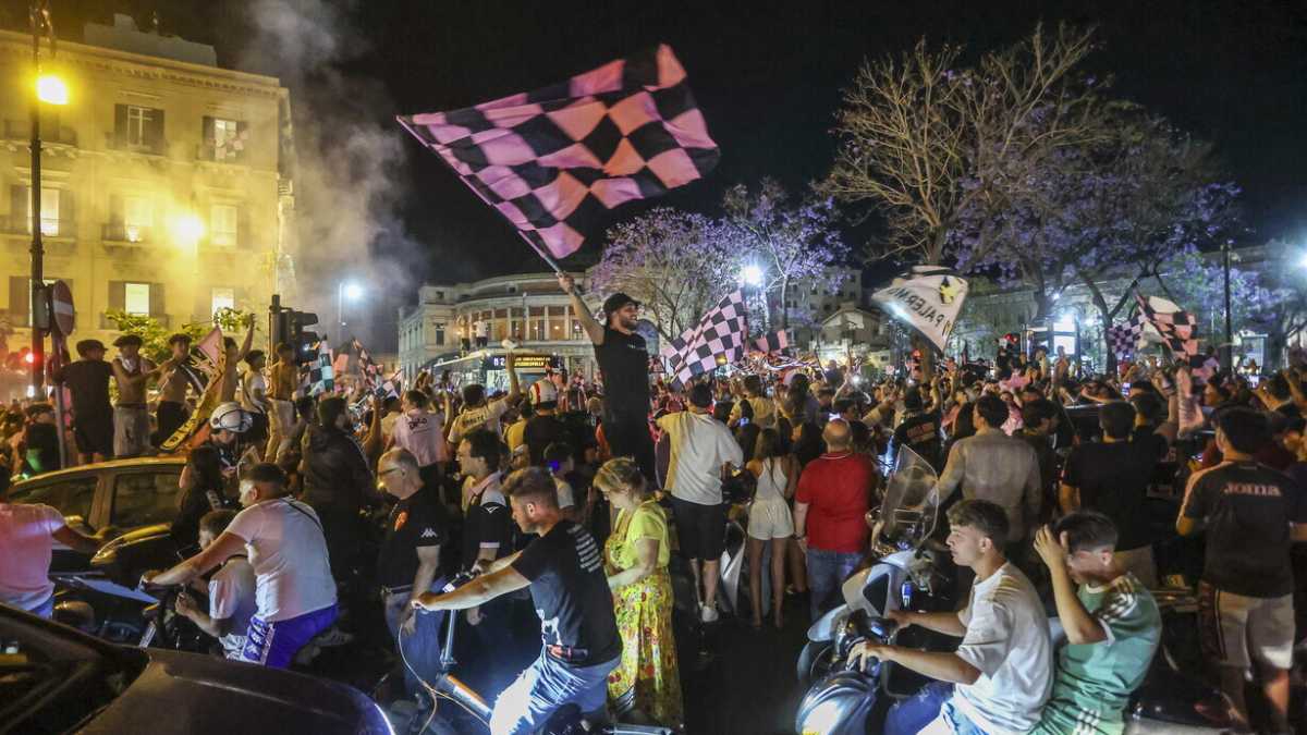 Immagine di A Palermo l’errore è stato prevedere le elezioni mentre c’era la finale per la B