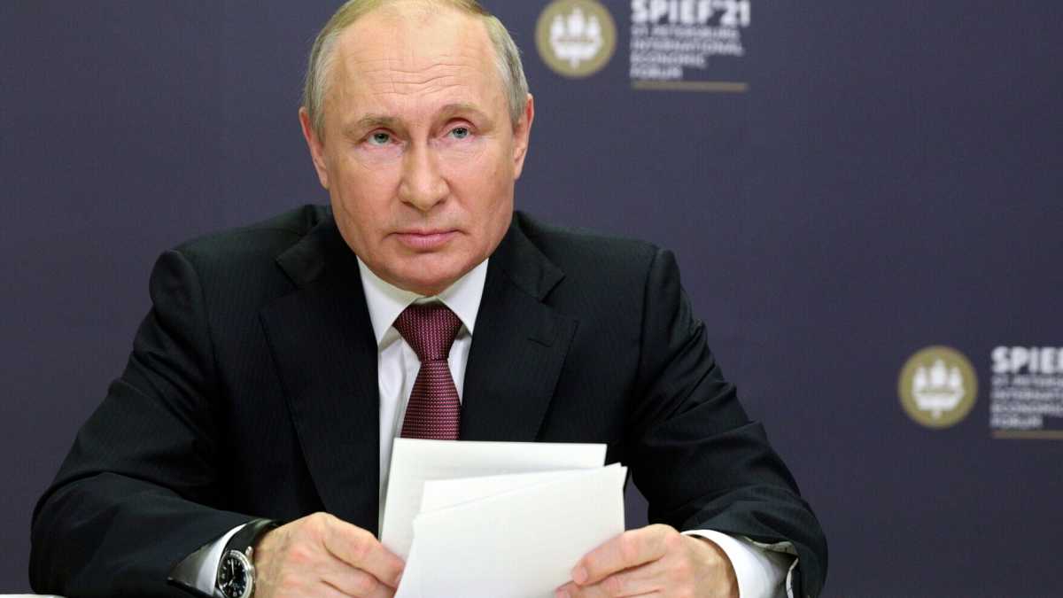 Immagine di Confindustria va da Putin al Forum di San Pietroburgo