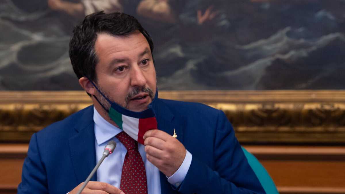 Immagine di Salvini: "Mascherine ai seggi? Un bavaglio". L'ultimo complotto della Lega, che fa ricorso al Tar