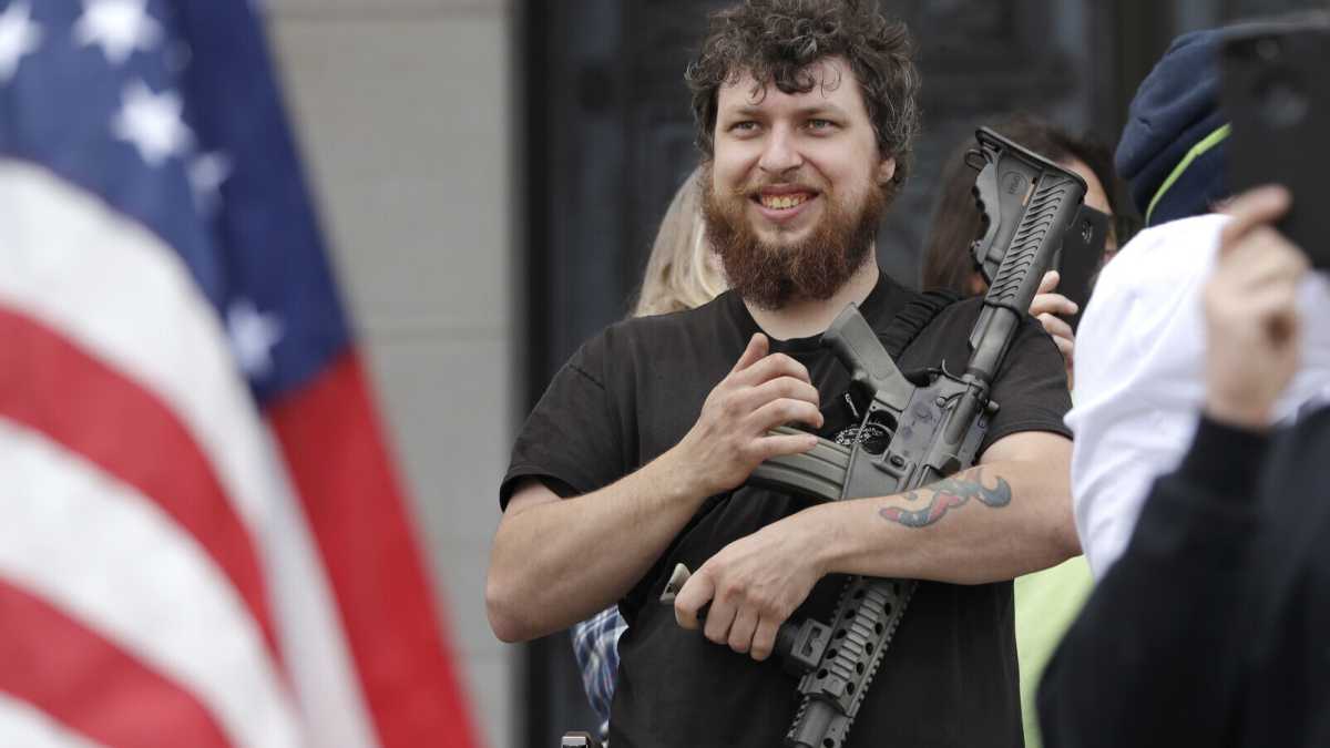 Immagine di C’è un accordo bipartisan al Senato americano sul controllo delle armi. Un primo piccolo passo