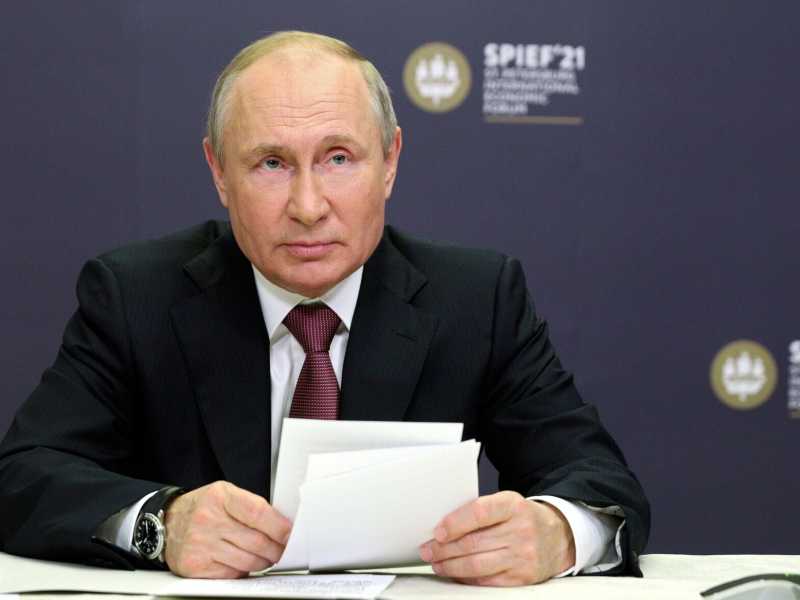 Confindustria va da Putin al Forum di San Pietroburgo