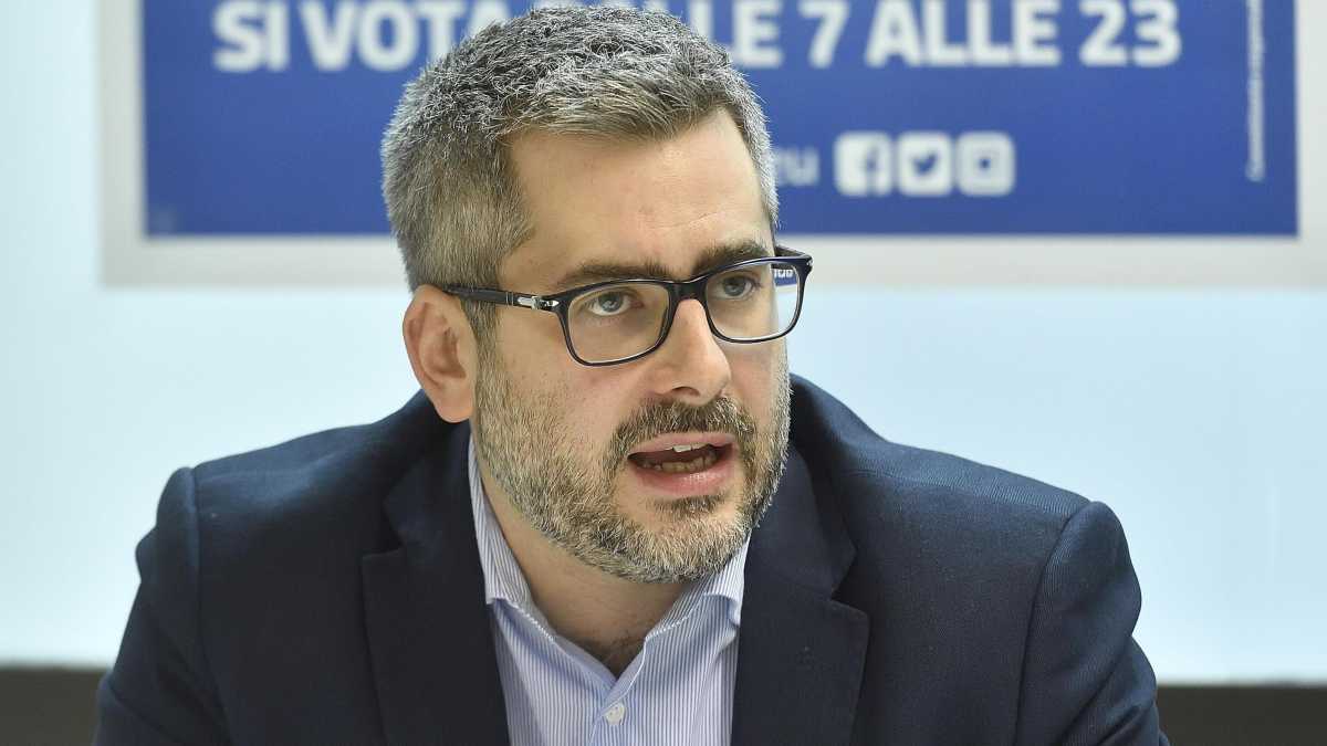 Immagine di Bussolati: "Serve un Pd rinfrancato". I freni alle parole di Calenda e qualche carezza ai M5s