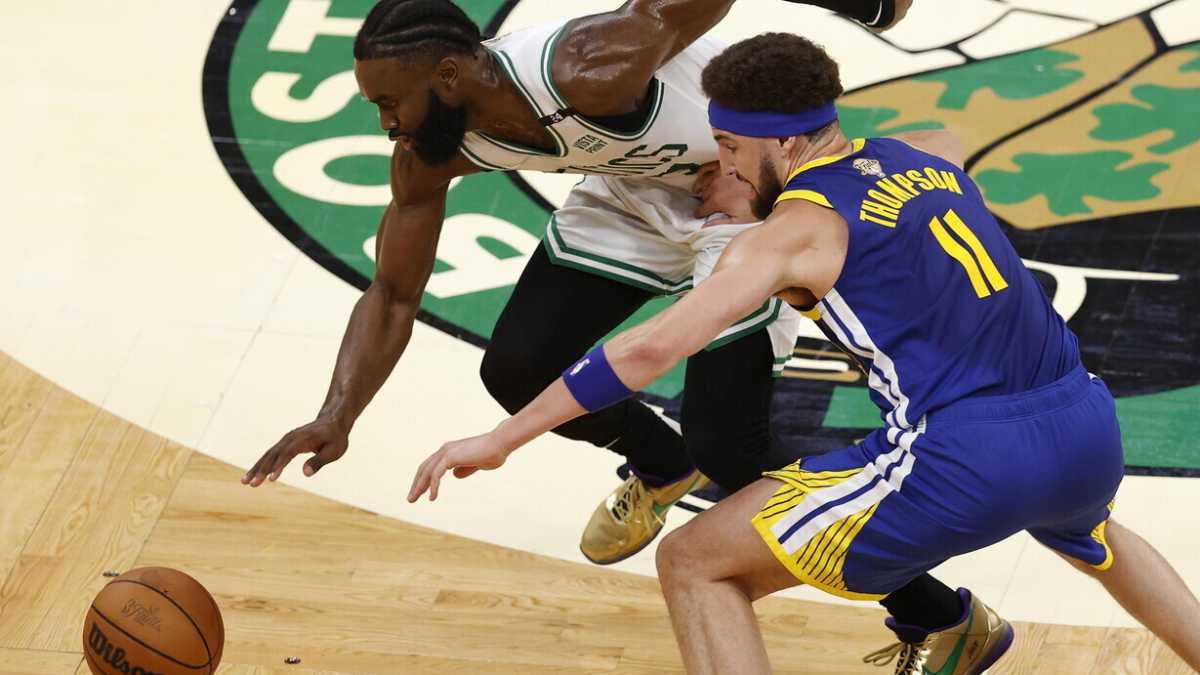 Immagine di L'Nba vinta dai Golden State Warriors è un salto nel tempo