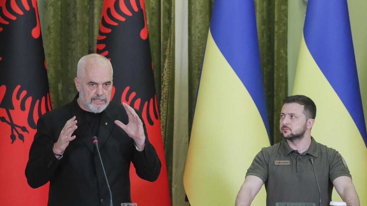 Immagine di Non solo Ucraina. Albania e Macedonia del nord sono in attesa di entrare nell'Ue