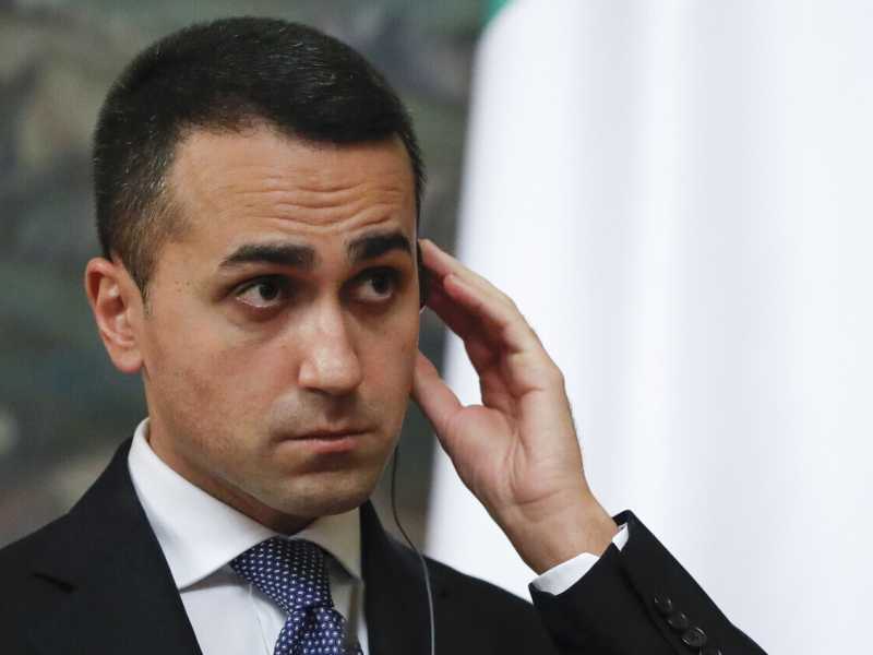 La resa dei conti nella guerra Conte-Di Maio. Stasera riunione d'emergenza del M5s